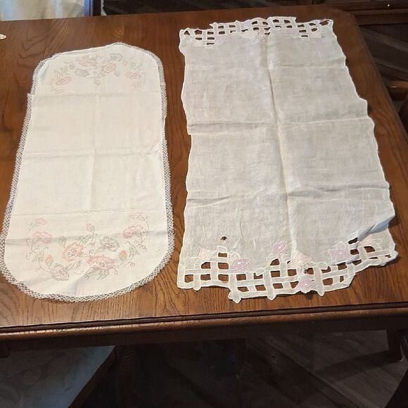Vintage Bundle Of 2 Linen & Lace Table Runners - Picture 1 of 7